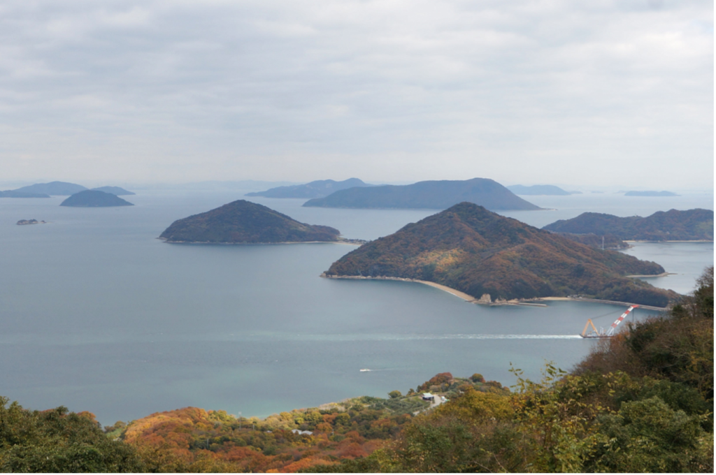 紫雲出山から瀬戸内海を臨む|