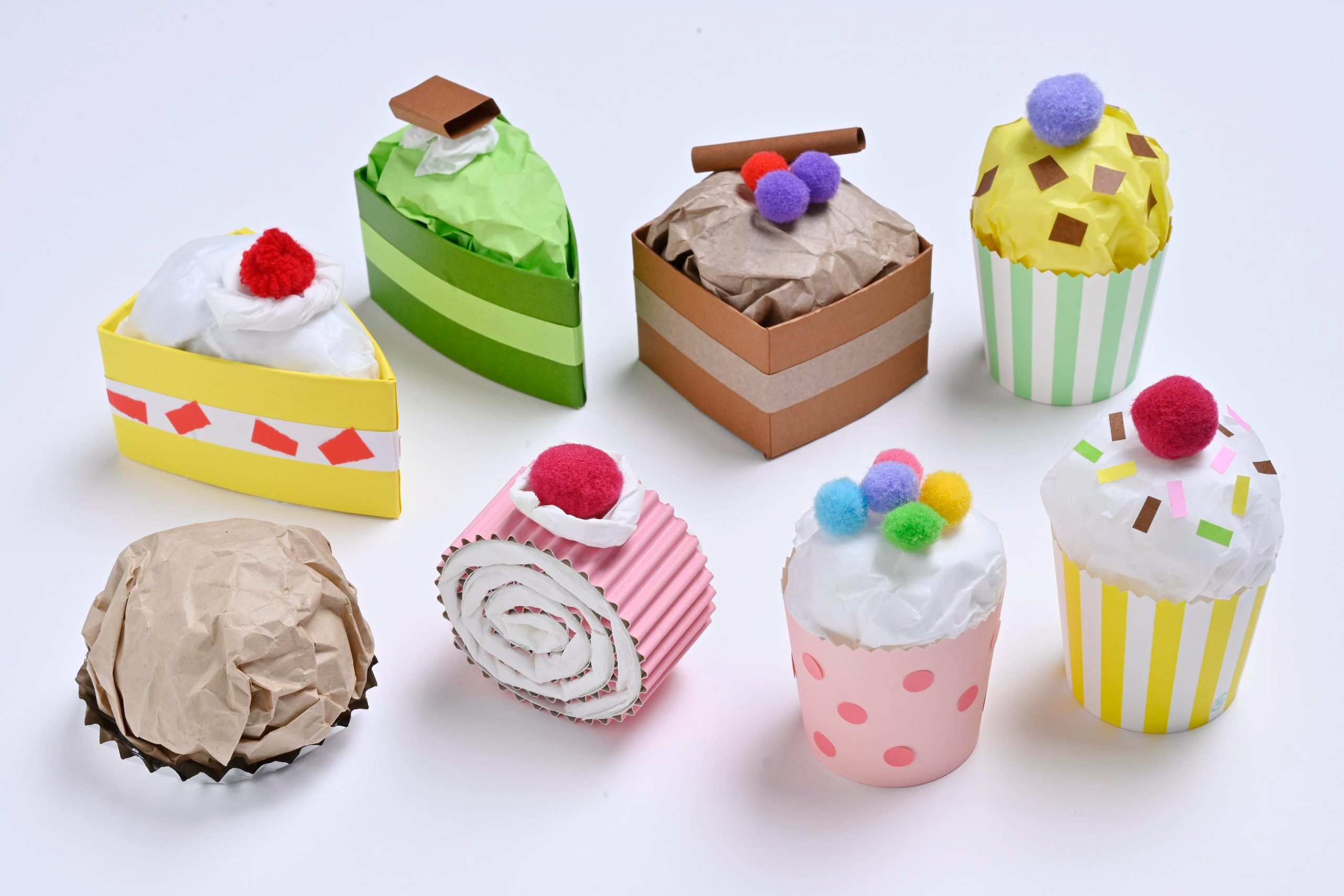 ぬいぐるみ・人形・置物 ハンドメイド 小鳥 カップケーキ 装飾